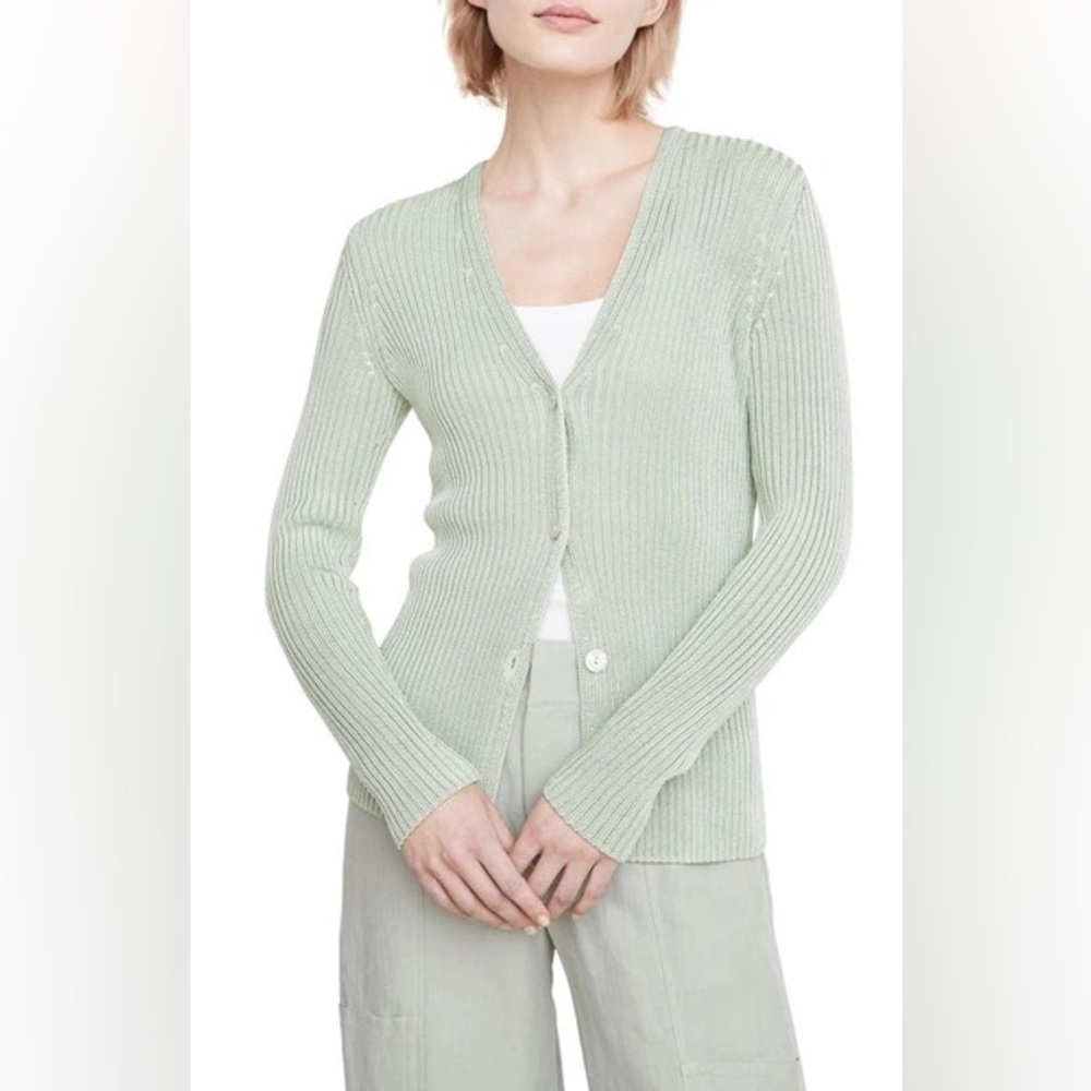 Nwt Vince Ribbed Button-Front Cutaway Cardigan In Dew